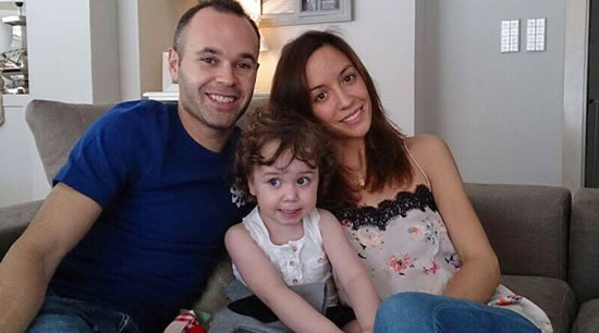 Iniesta to be father for second time