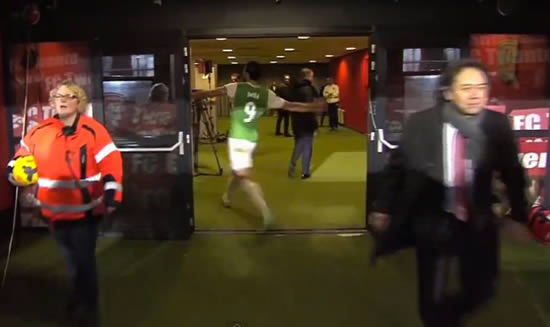 Feyenoord striker Graziano Pelle throws temper tantrum after FC Twente draw