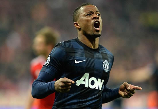 Manchester United plans final round of Evra contract talks