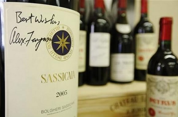 Sir Alex Ferguson auctioning off wine collection worth millions