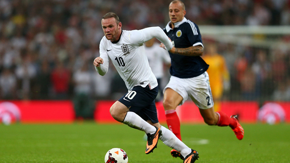 Rooney wants England glory, not just milestones