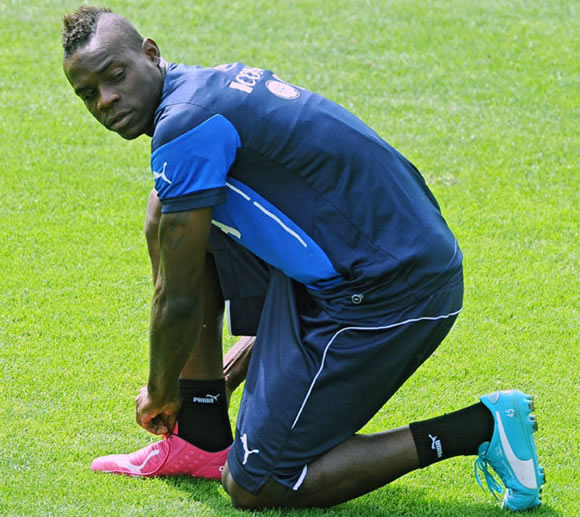 Liverpool make stunning plans to sign Mario Balotelli… and Arsenal want him too