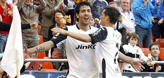 He Could End up Costing €46 Million - Valencia swat Liverpool's Parejo hopes