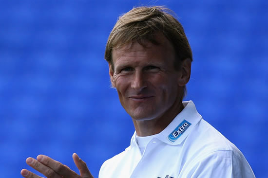 New West Ham coach Teddy Sheringham delighted to be back at Upton Park