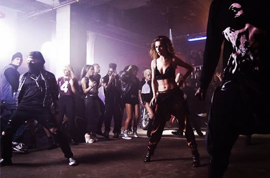 CORE! Get cracking abs and a toned tum like Cheryl Cole