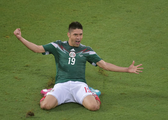 Mexico 1 : 0 Cameroon - Peralta strike seals Mexico victory