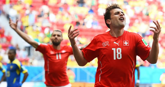 World Cup: Haris Seferovic scores late goal as Switzerland come from behind to beat Ecuador 2-1