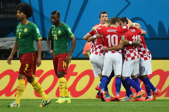 Cameroon 0 : 4 Croatia - Croatia crush sorry Cameroon
