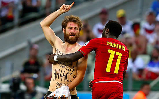Nazi sympathizer invades pitch during Ghana-Germany game
