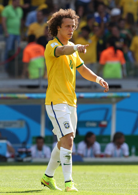 Brazil 4 - 3 Chile: Brazil claim shootout victory