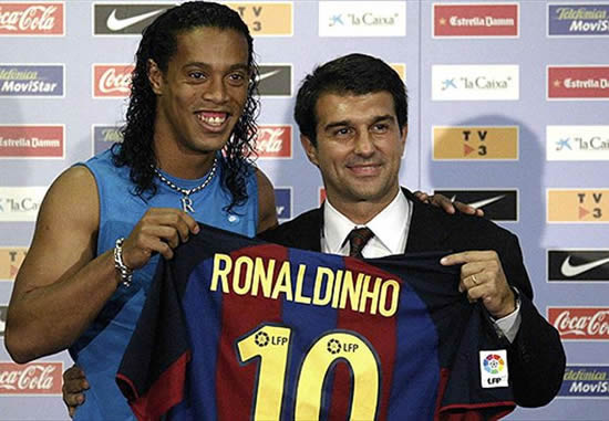 Ronaldinho: I was 48 hours from Manchester United move