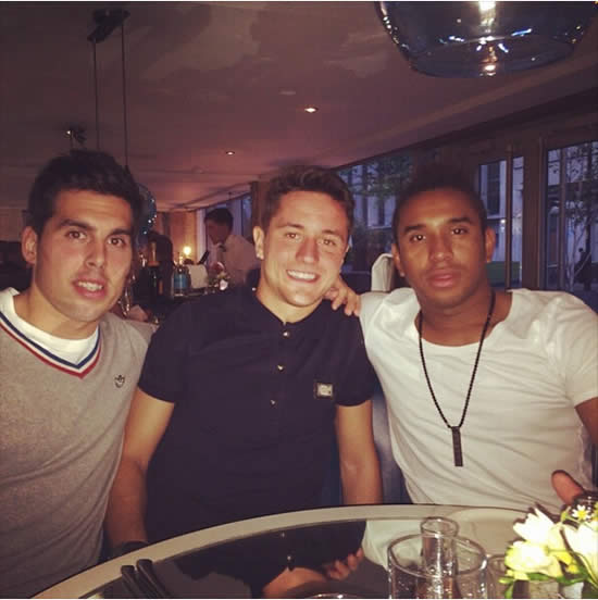 Ander Herrera posts Instagram picture out with Anderson, Man United fans get worried!