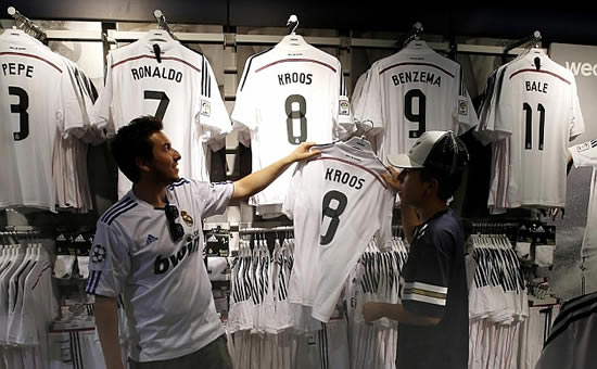 Kroos shirts sell out