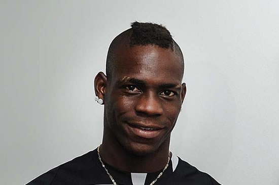 Football star Mario Balotelli wants to cook up a storm for Liverpool