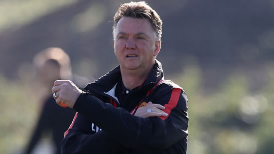 Manchester United manager Louis van Gaal wants his players to 'kill' games