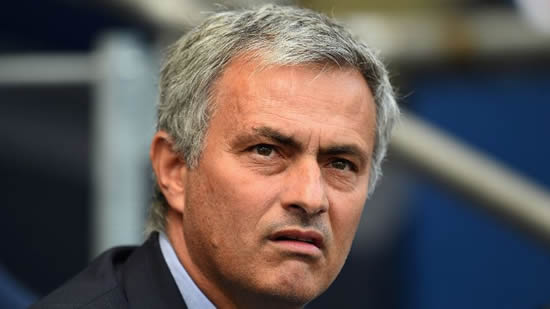 Chelsea's Jose Mourinho unhappy with Spain's Vicente Del Bosque