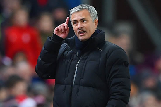 Chelsea boss Jose Mourinho apologises to West Ham's Sam Allardyce for STUPID words