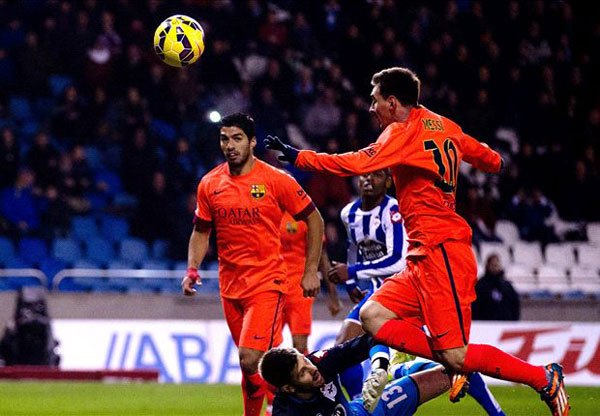 Deportivo 0-4 Barcelona: Messi bags sublime hat-trick as Blaugrana cruise