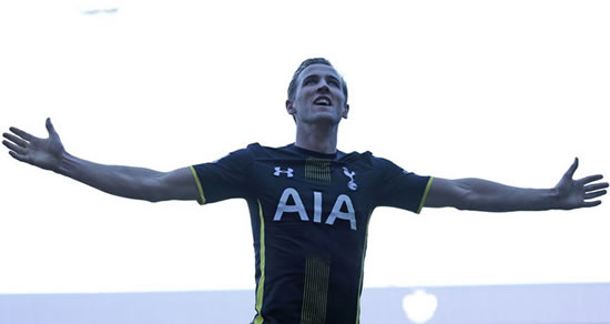 Queens Park Rangers 1 : 2 Tottenham Hotspur - Kane at the double for Spurs