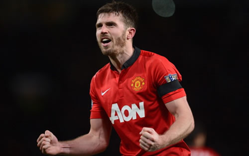 Michael Carrick signs one-year extension to Manchester United contract