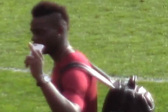 Liverpool star Mario Balotelli SWEARS at Manchester United fans