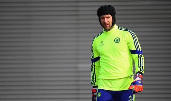 Petr Cech tells Chelsea he wants to LEAVE this summer