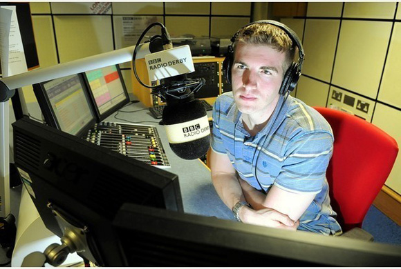 Colin Bloomfield: Friends change Facebook profile pictures to show support for BBC Radio Derby presenter's cancer battle