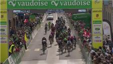 Albasini takes second stage and yellow jersey