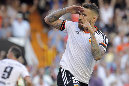 Man United warned that Valencia will not sell Nicolas Otamendi for less than £35m