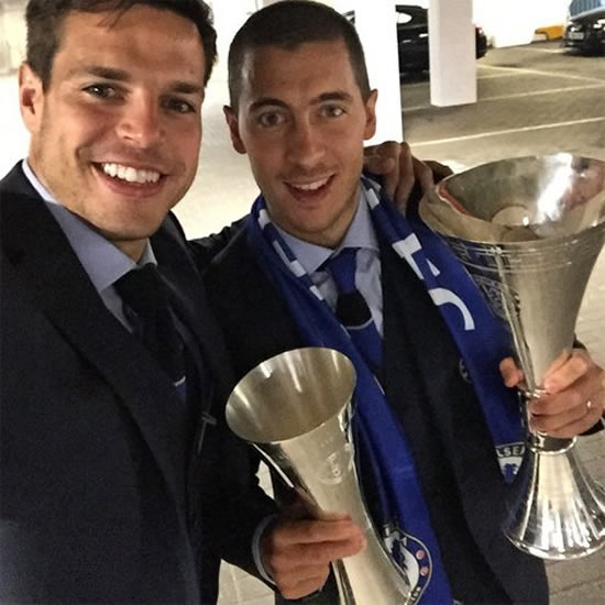 Photo: Chelsea star poses with trophy-laden Eden Hazard