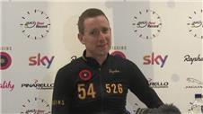 Wiggins breaks cycling's hour record
