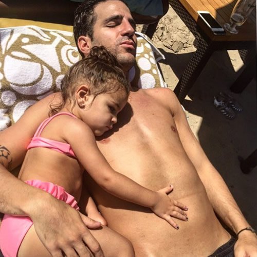 Chelsea star Cesc Fabregas relaxes on holiday