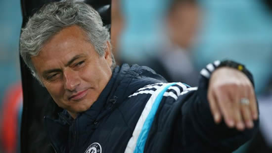 Chelsea up bid for Stoke City keeper Asmir Begovic - sources