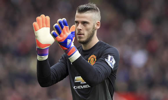Manchester United star David De Gea warned: Fans won't forgive you for Real Madrid move