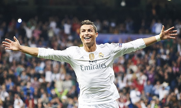 Real Madrid 4 - 0 FC Shakhtar Donetsk : Cristiano Ronaldo nets second-half hat-trick as Real dominate 10-man Shakhtar
