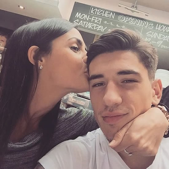 Arsenal starlet Hector Bellerin all smiles with his girlfriend