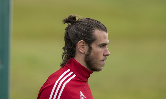 Wales boss tasks Gareth Bale with securing Euro 2016 spot ahead of Bosnia clash
