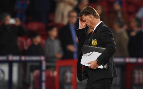 Paul Scholes: Does Van Gaal “have a problem” with forward players?