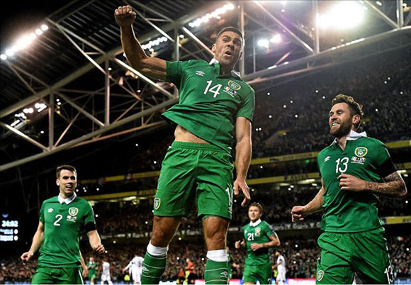 Ireland 2 - 0 Bosnia and Herzegovina: Jonathan Walters double sends the Republic of Ireland to Euro 2016