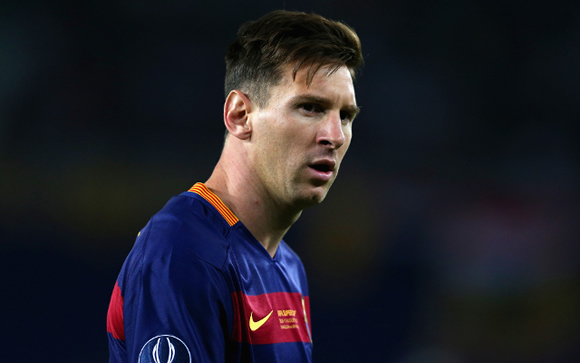Man City enter talks with Lionel Messi over £800,000-per-week transfer