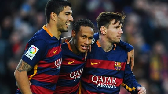 Neymar says he wants to extend Barcelona contract after scoring twice