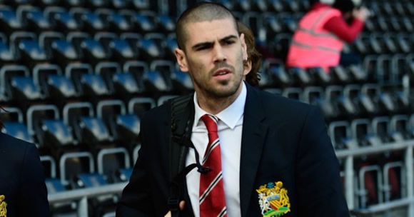 Valdes’ wife hits out at United over charity event snub