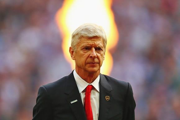 Arsenal offer Arsene Wenger 'outrageous' new contract