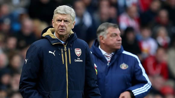 Arsenal's Champions League fight worrying manager Arsene Wenger