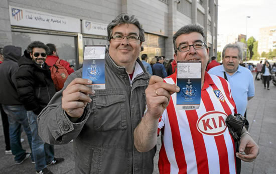 Real and Atletico suporters begin ticket search