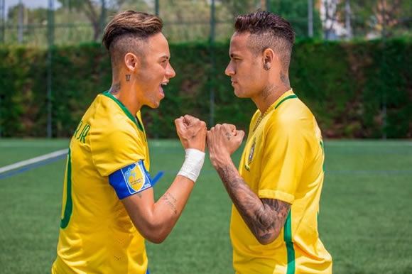 Neymar meets… Neymar! Barcelona star presented with his own waxwork