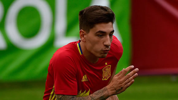 Hector Bellerin could make Spain Euro 2016 squad