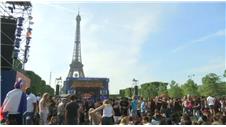 Paris Fan Zone opening greeted by thousands
