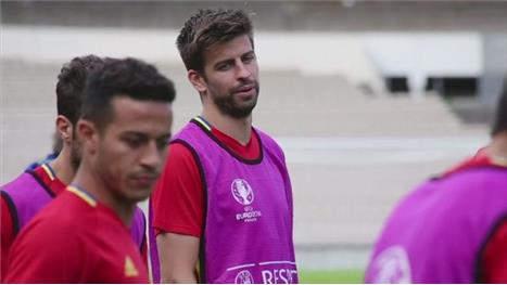 Pique wary of Modric & possible crowd trouble