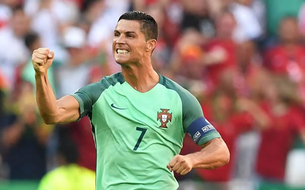 Cristiano Ronaldo closes in on new Real Madrid contract